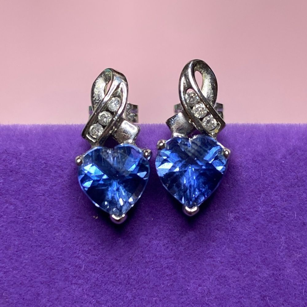 💛 Classic 10k White Gold Diamond & Sapphire Heart Earrings